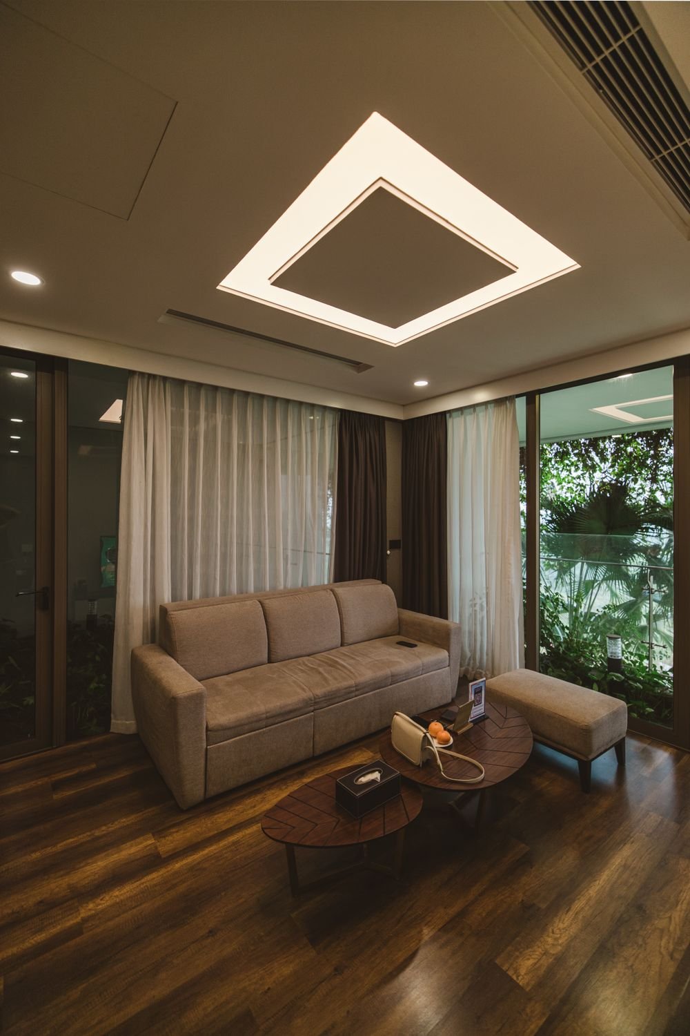 Gypsum Board Ceiling design by Soulnest Aura