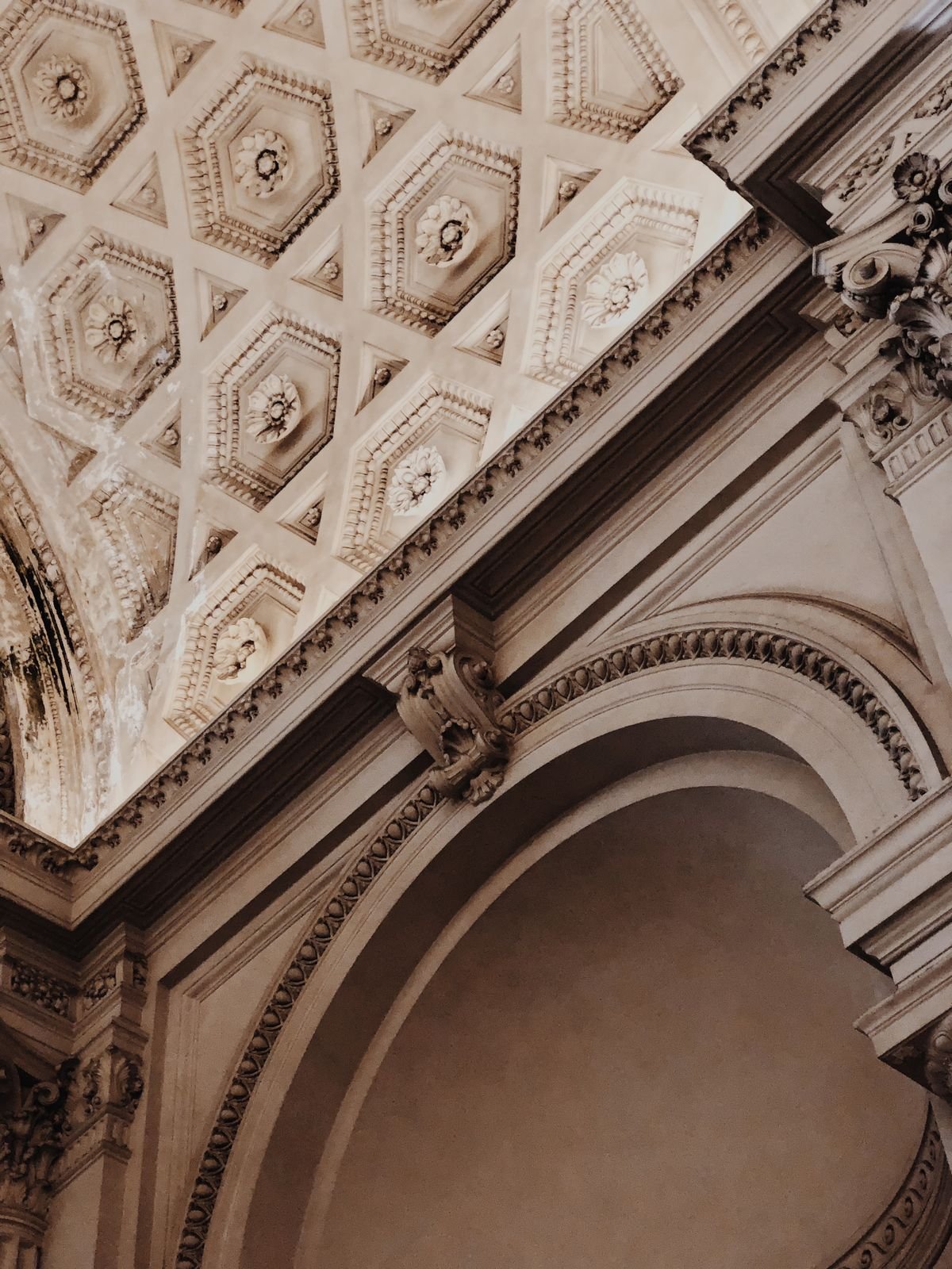 Ornate POP Ceiling with Octagonal Coffers and Cornice Mouldings