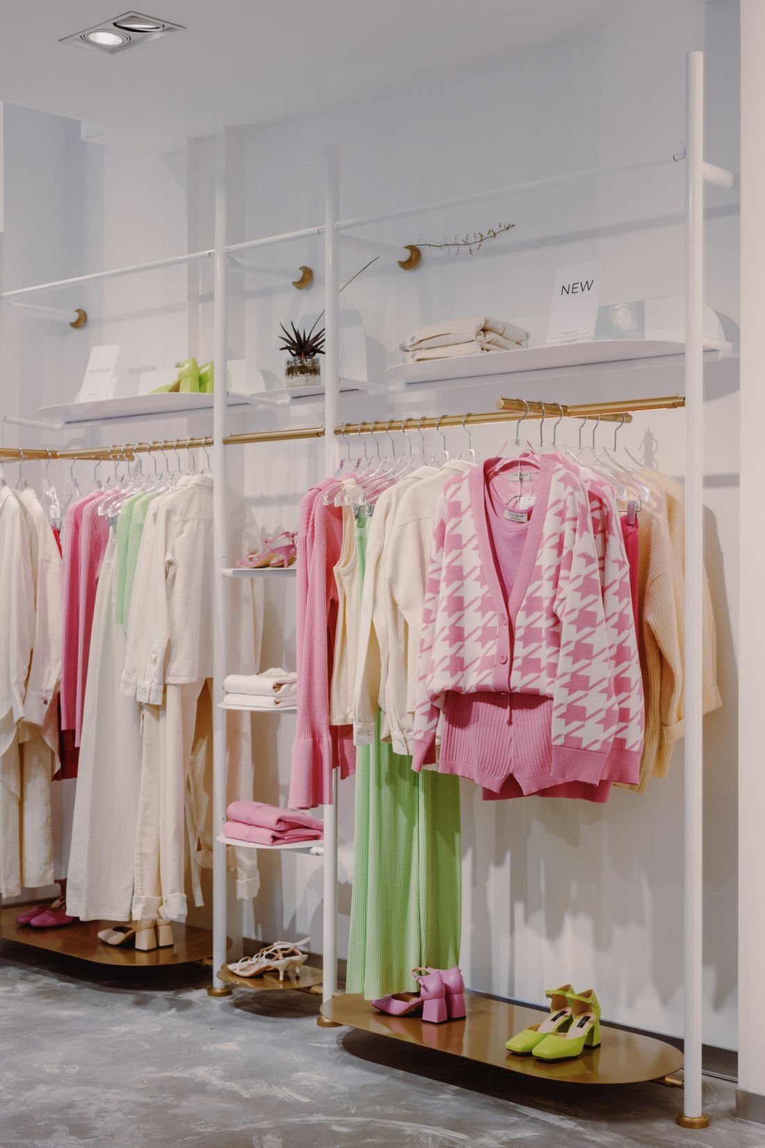 Retail Stores & Showrooms