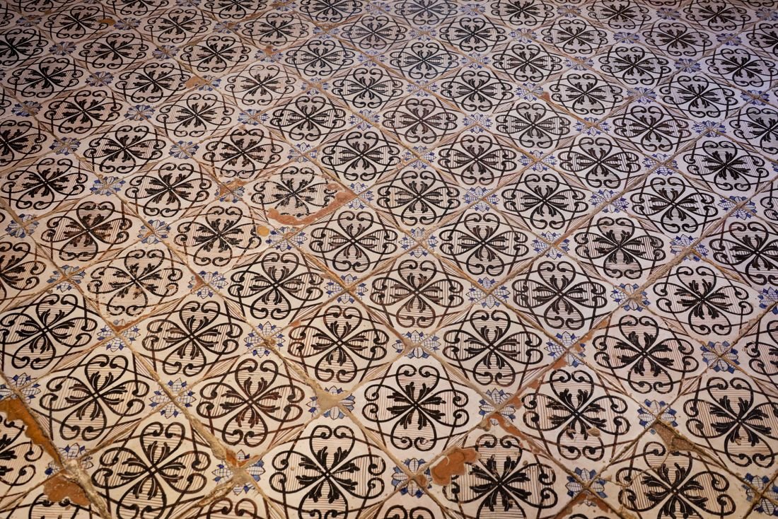 Vitrified & Porcelain Tiles