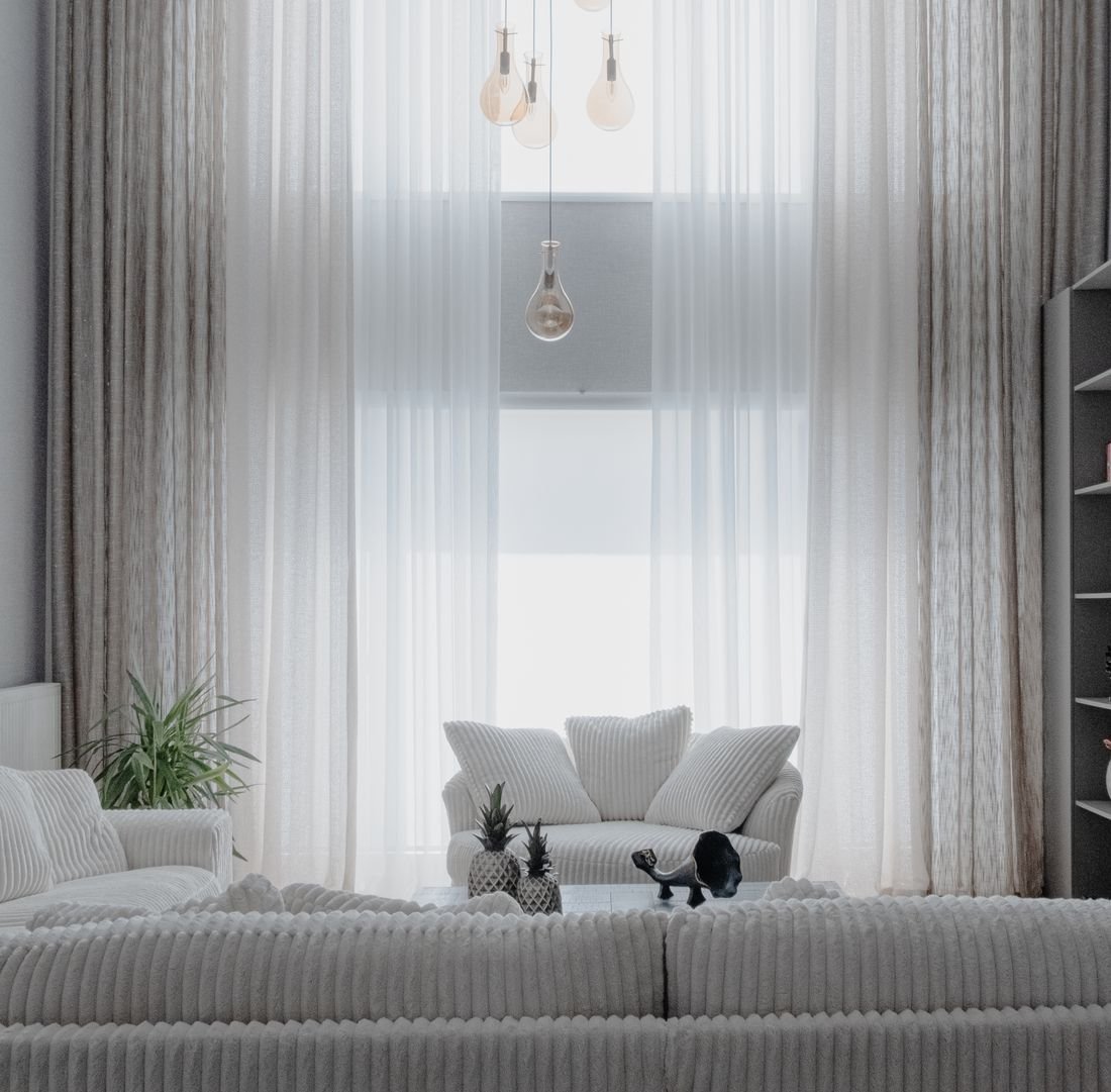 Modern Minimal: Clean, calm & clutter-free