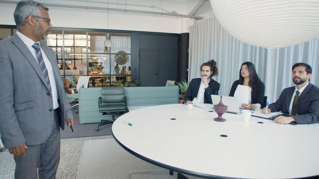 Meeting & Conference: Presentations and client calls